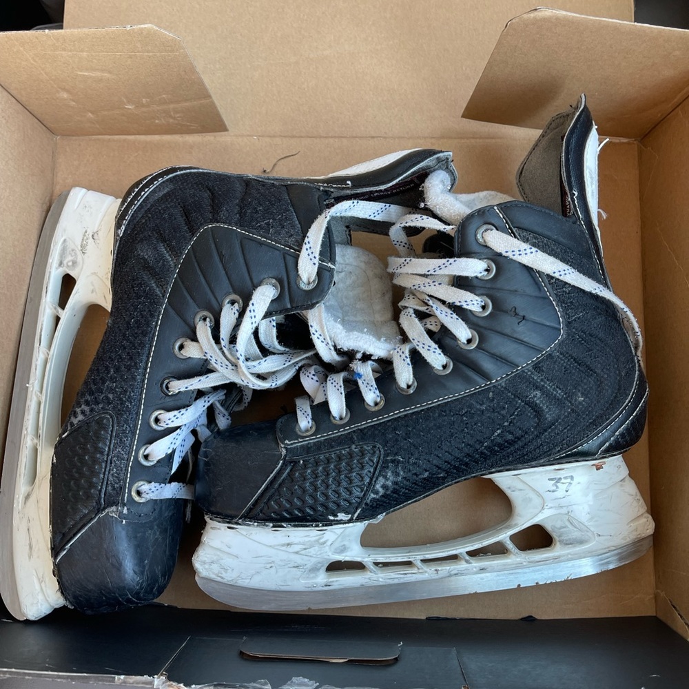 Bauer Vapor 2.7 Hockey Skates